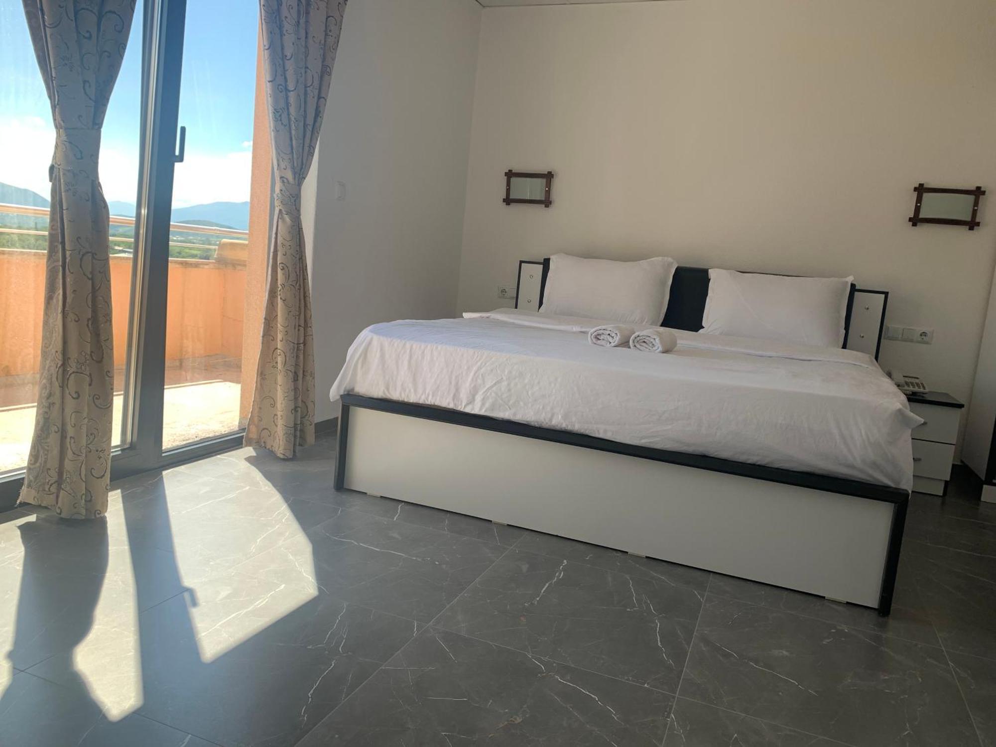 Hotel Albatros Prizren Ngoại thất bức ảnh