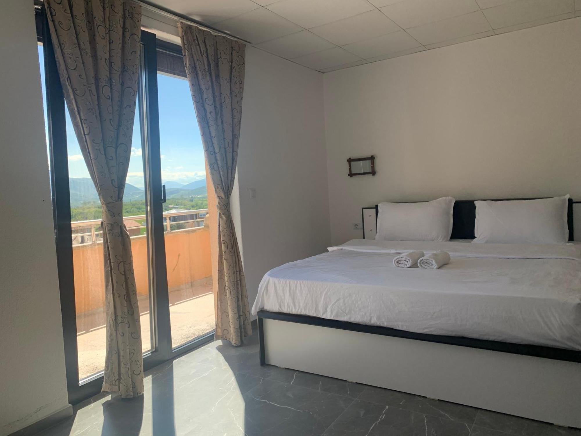 Hotel Albatros Prizren Ngoại thất bức ảnh
